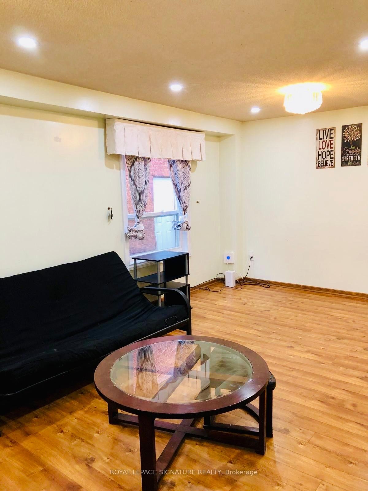 52 Pennsylvania Avenue, Brampton, ON - Indoor Photo Showing Basement
