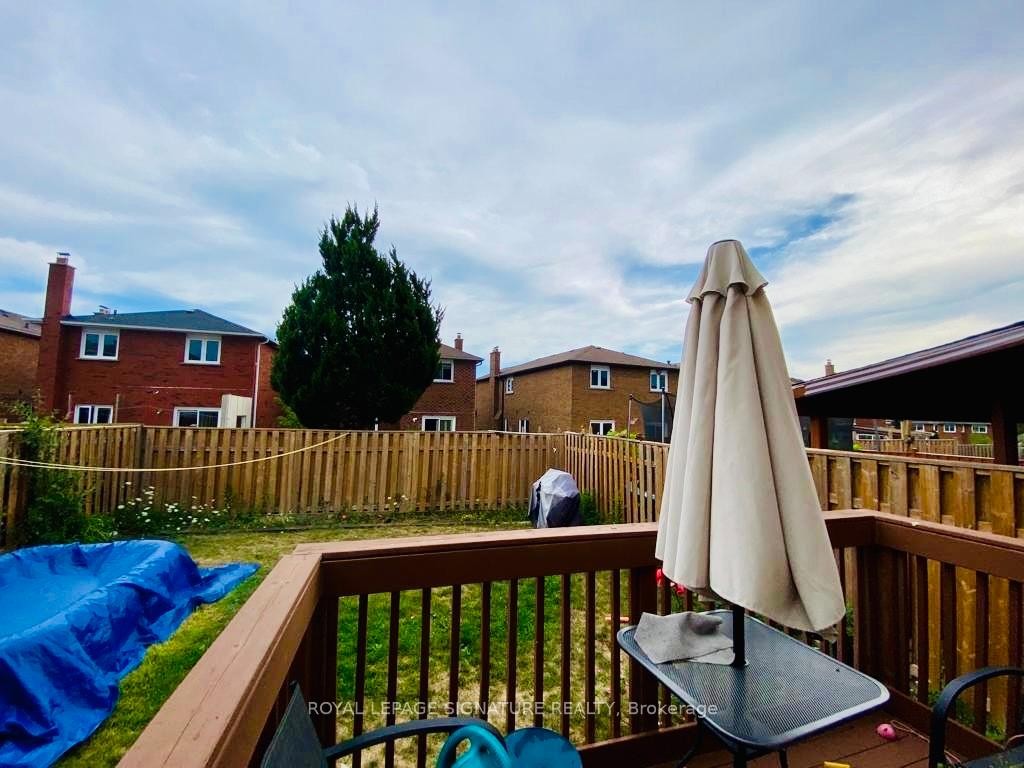 52 Pennsylvania Avenue, Brampton, ON - Outdoor