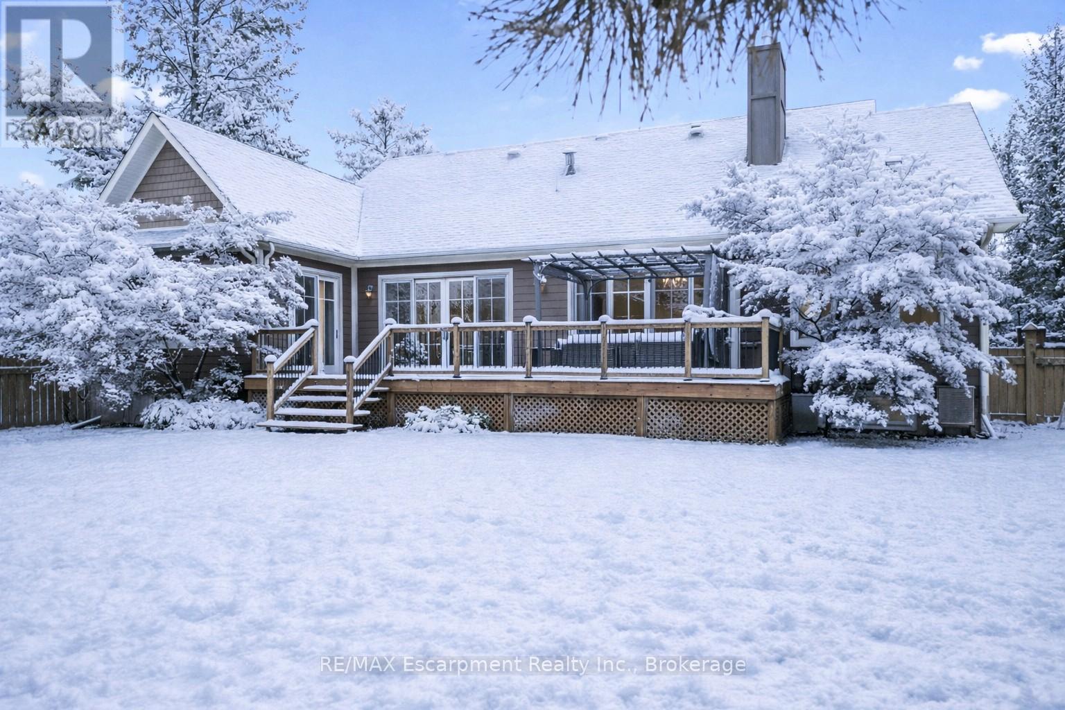 2073 Deramore Drive, Oakville (Fd Ford), ON - Outdoor With Deck Patio Veranda