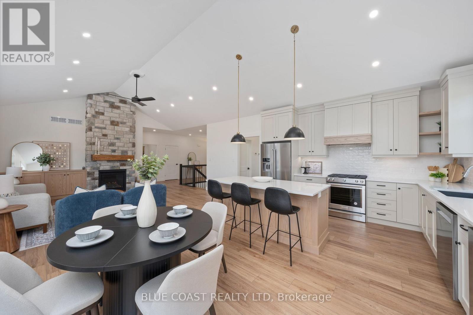 6755 Griffin Drive, Plympton-Wyoming (Plympton Wyoming), ON - Indoor