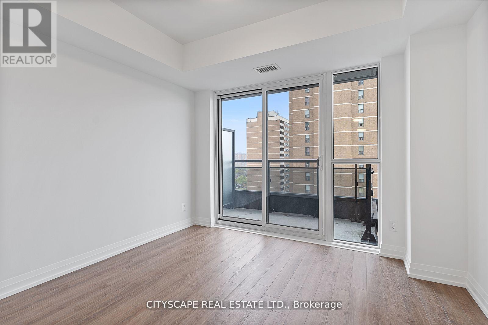 2407 - 286 Main Street, Toronto, ON - Indoor Photo Showing Other Room