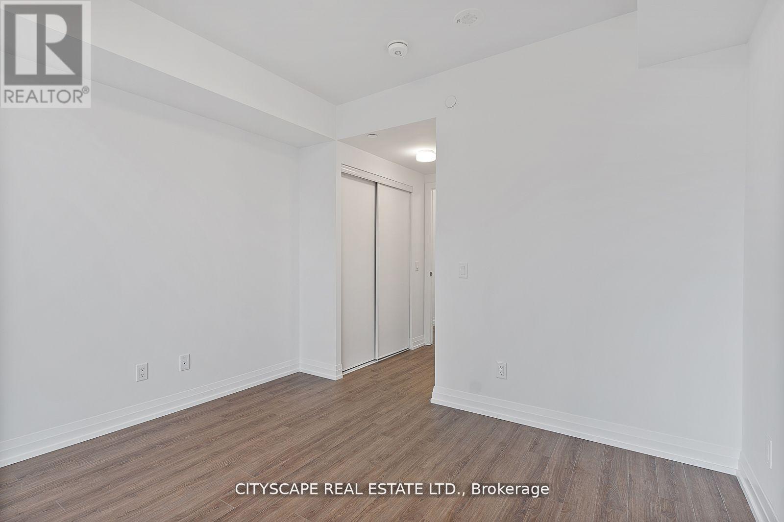 2407 - 286 Main Street, Toronto, ON - Indoor Photo Showing Other Room