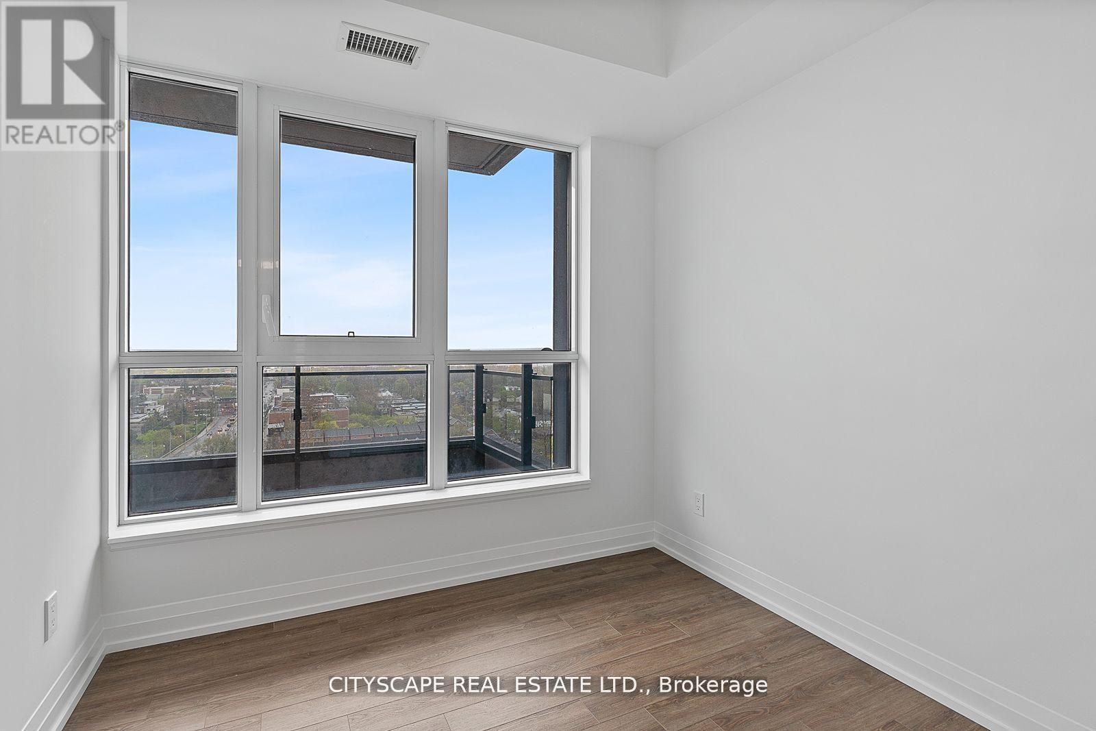 2407 - 286 Main Street, Toronto, ON - Indoor Photo Showing Other Room