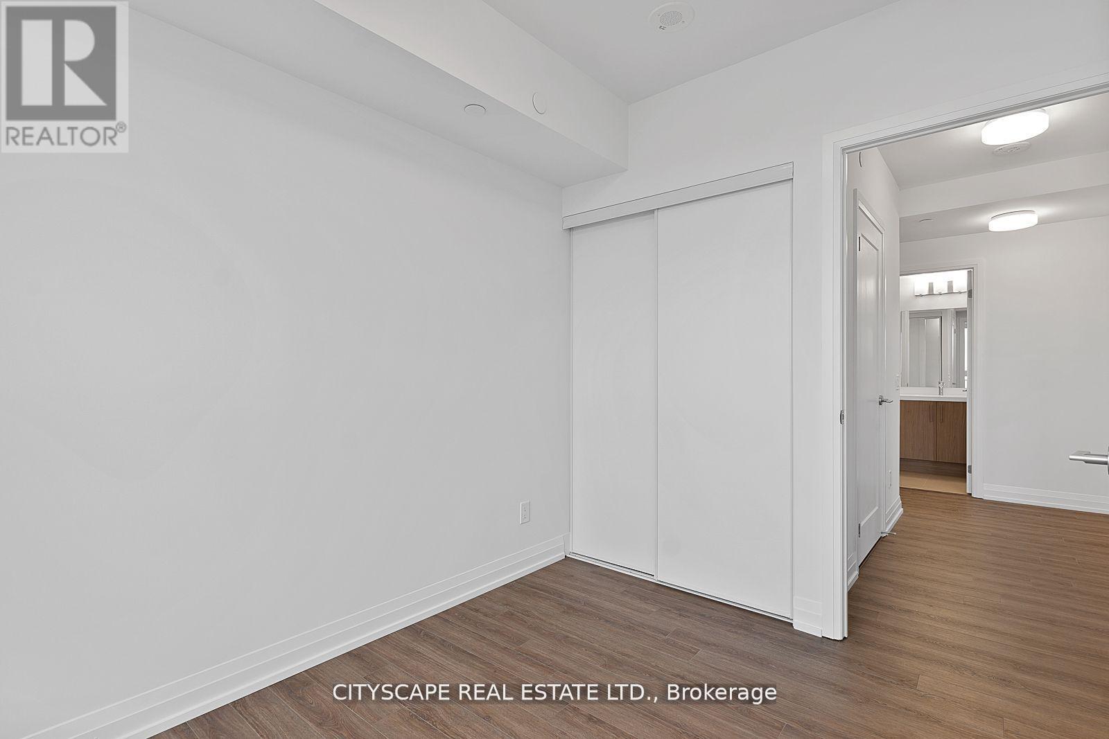 2407 - 286 Main Street, Toronto, ON - Indoor Photo Showing Other Room