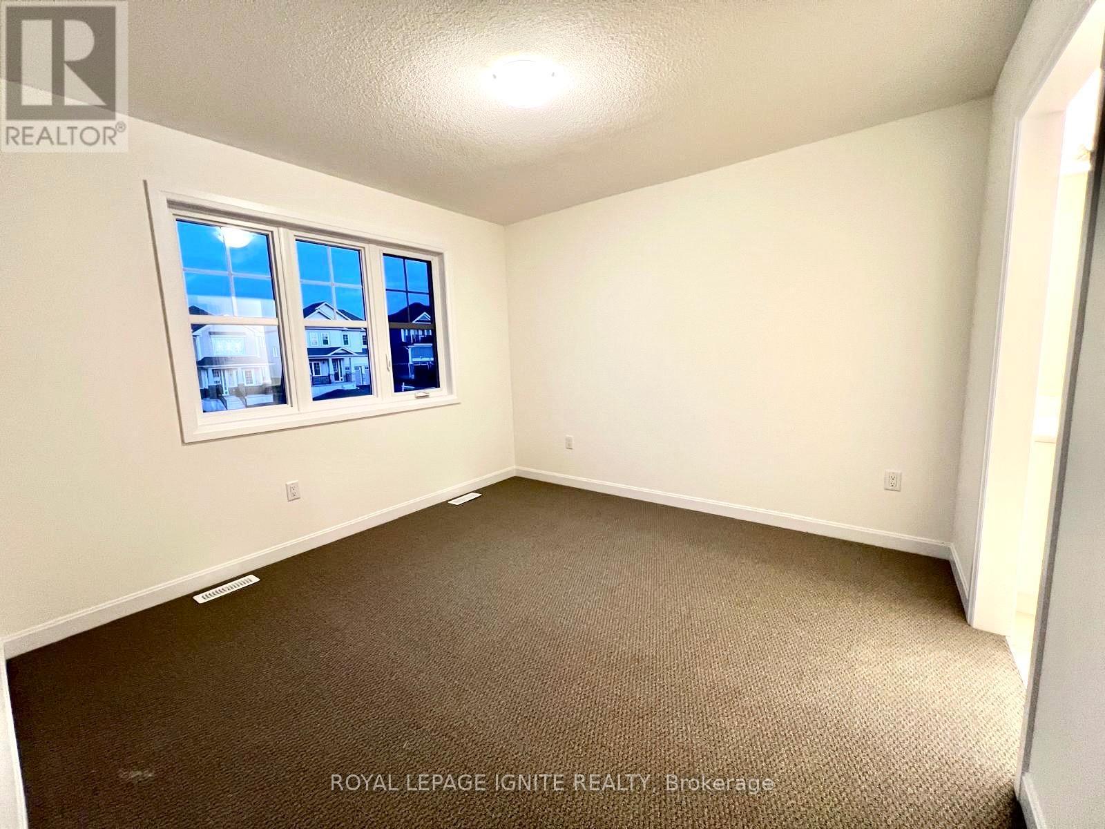 104 Windermere Boulevard, Loyalist, ON - Indoor Photo Showing Other Room