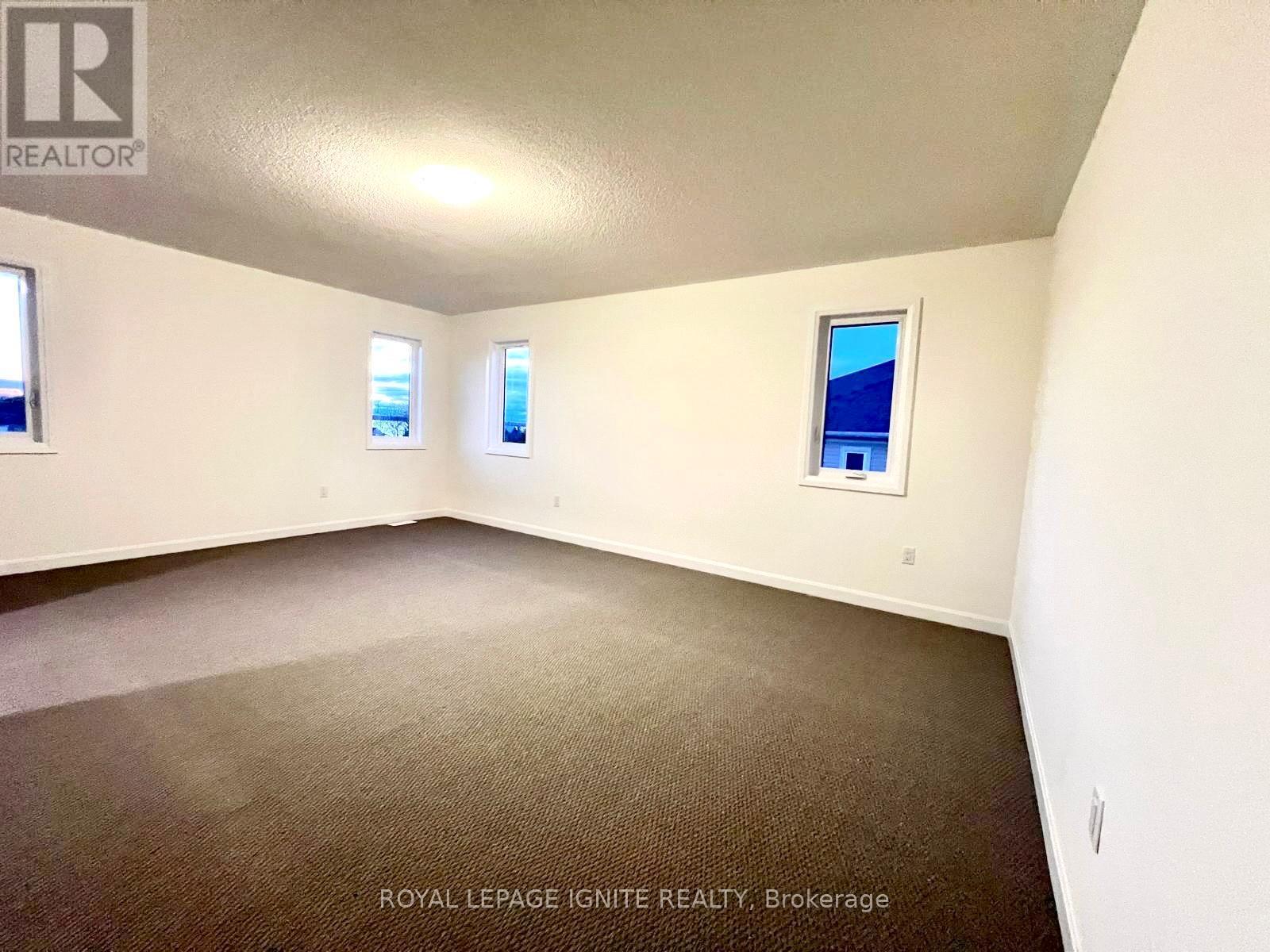 104 Windermere Boulevard, Loyalist, ON - Indoor Photo Showing Other Room