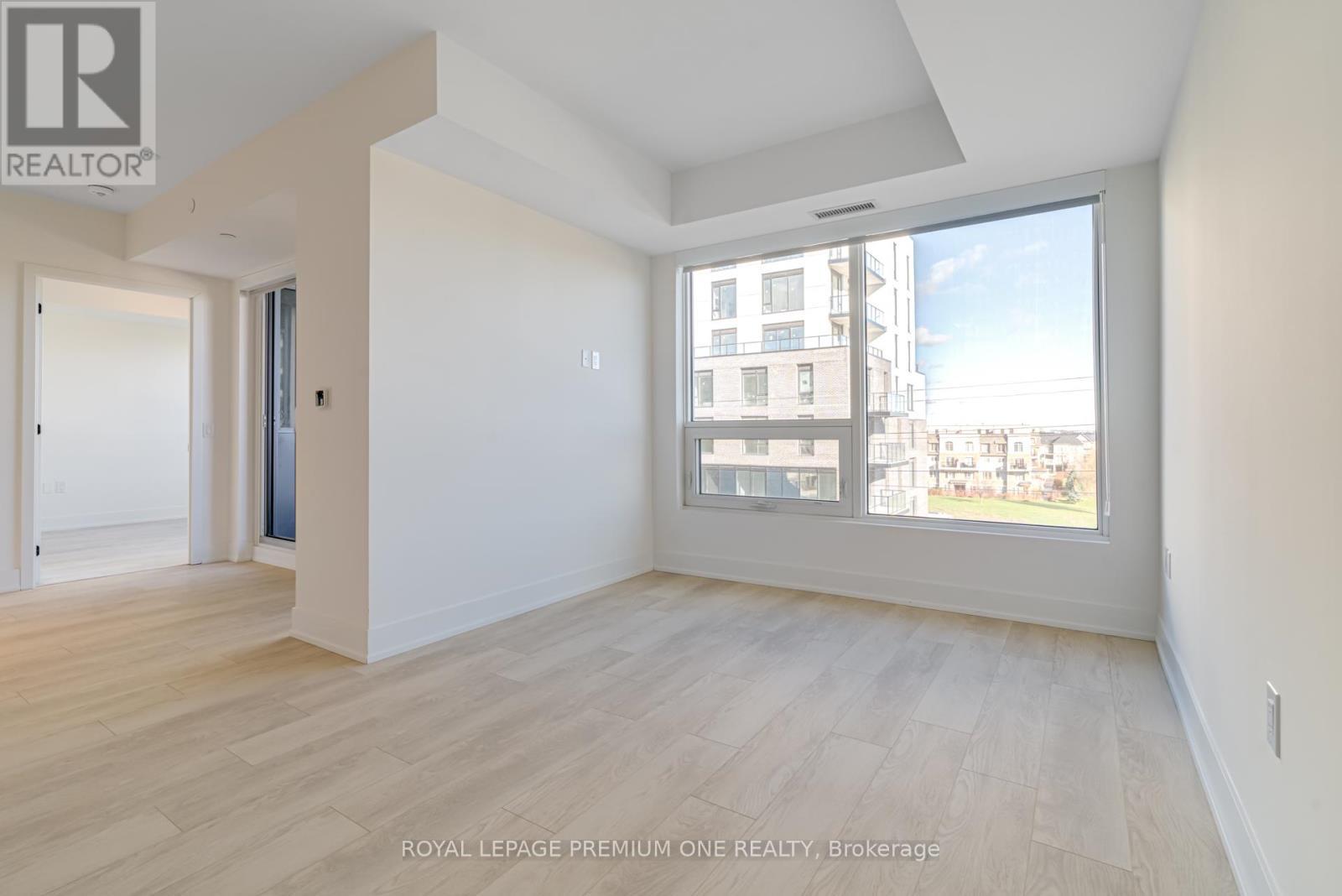 406 - 2450 Old Bronte Road, Oakville, ON - Indoor Photo Showing Other Room