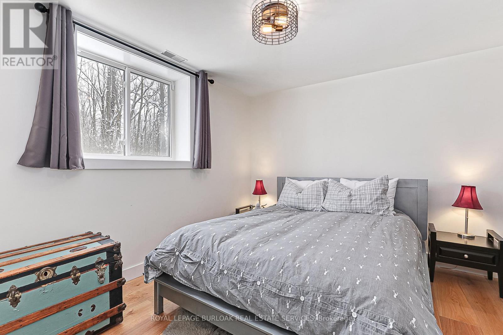 234 Canrobert Street, Grey Highlands, ON - Indoor Photo Showing Bedroom