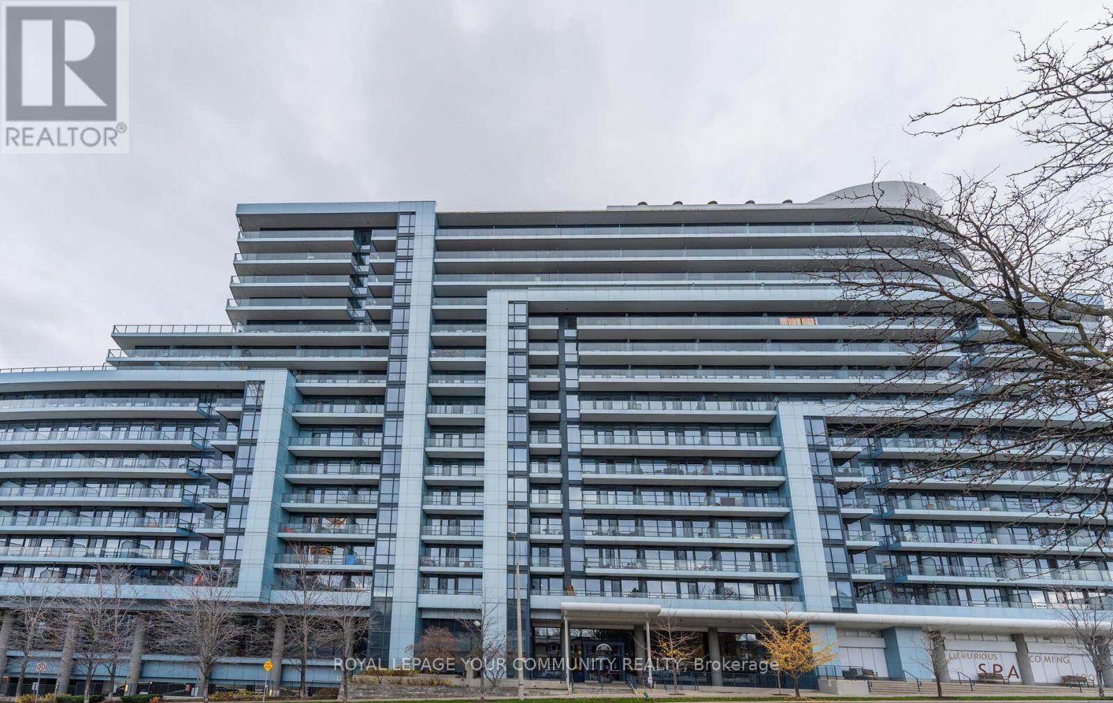 827 - 2885 Bayview Avenue, Toronto, ON - Outdoor