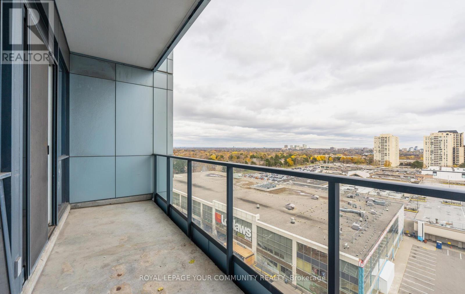 827 - 2885 Bayview Avenue, Toronto, ON - Outdoor With View With Exterior