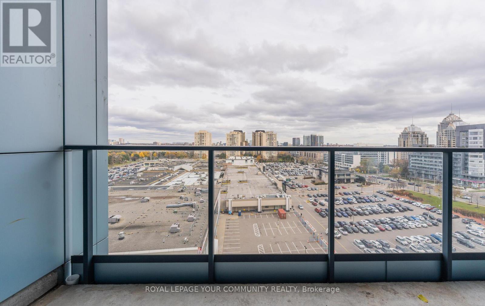 827 - 2885 Bayview Avenue, Toronto, ON - Outdoor With View