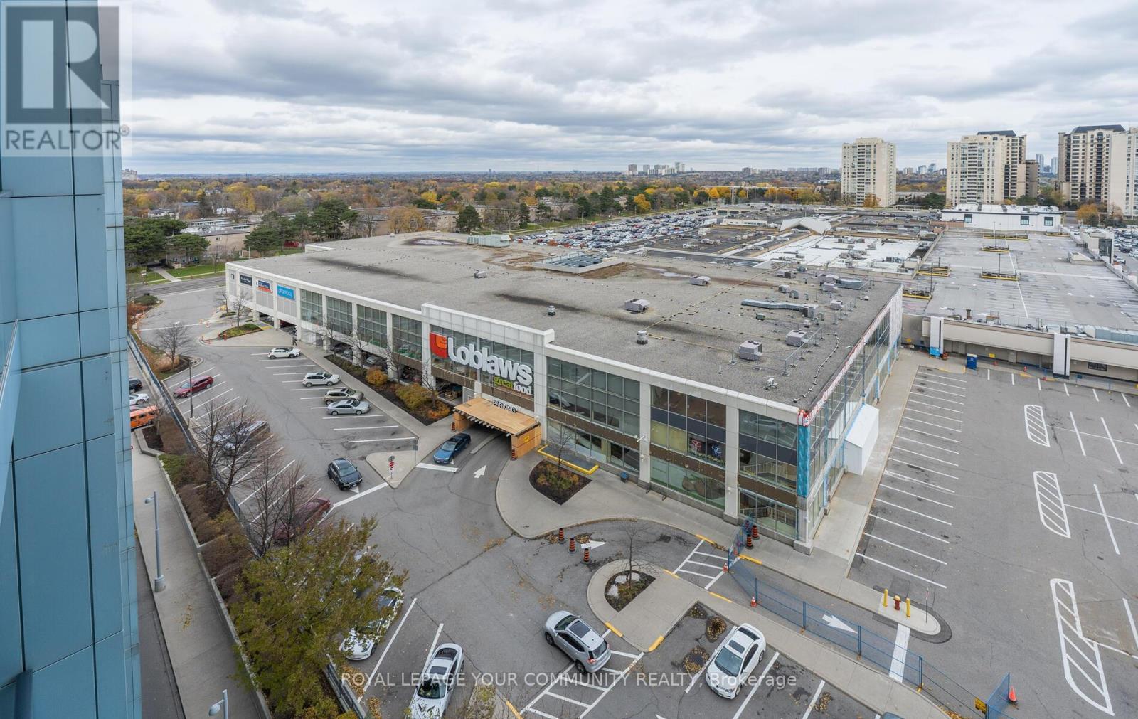 827 - 2885 Bayview Avenue, Toronto, ON - Outdoor With View