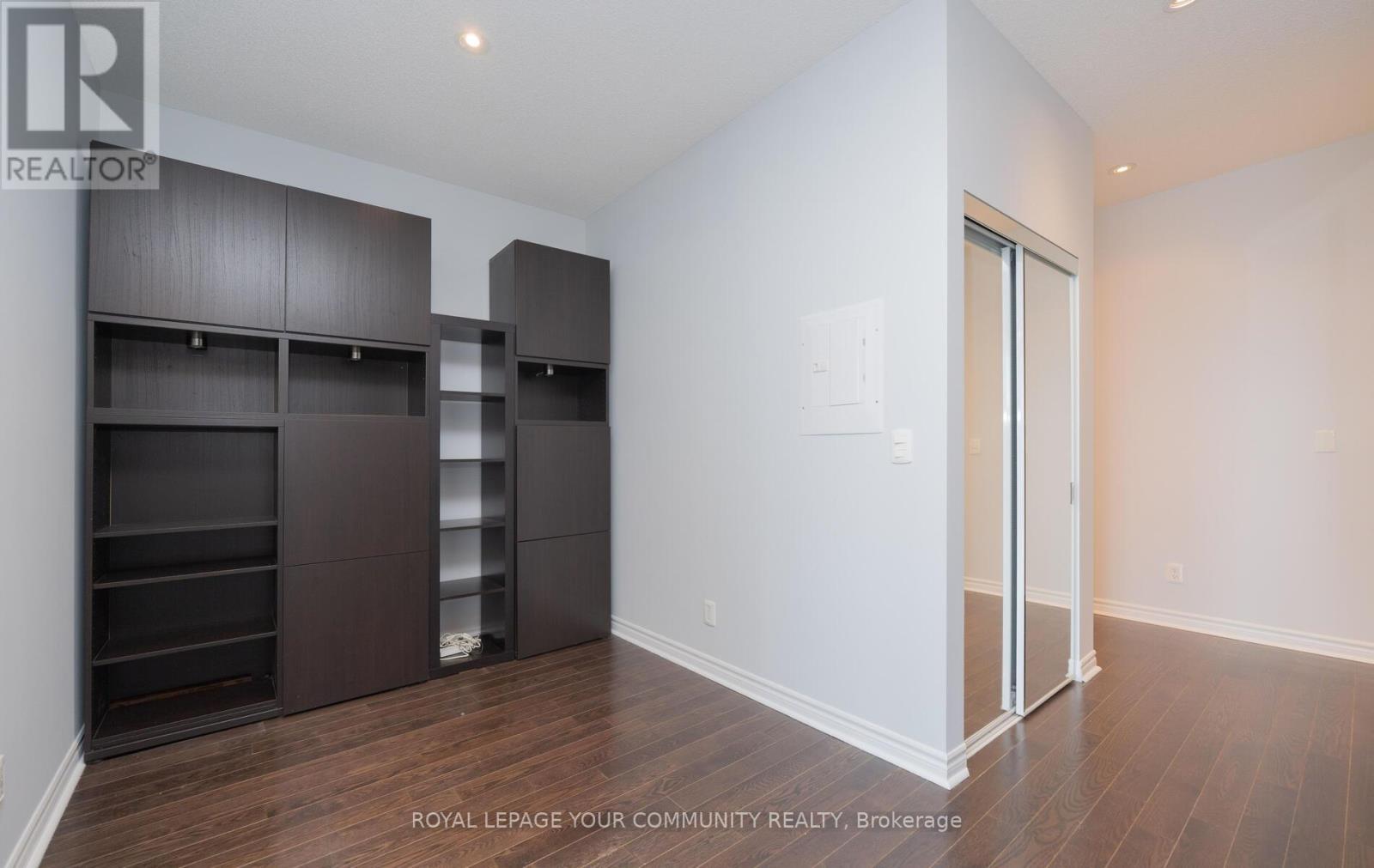 827 - 2885 Bayview Avenue, Toronto, ON - Indoor Photo Showing Other Room