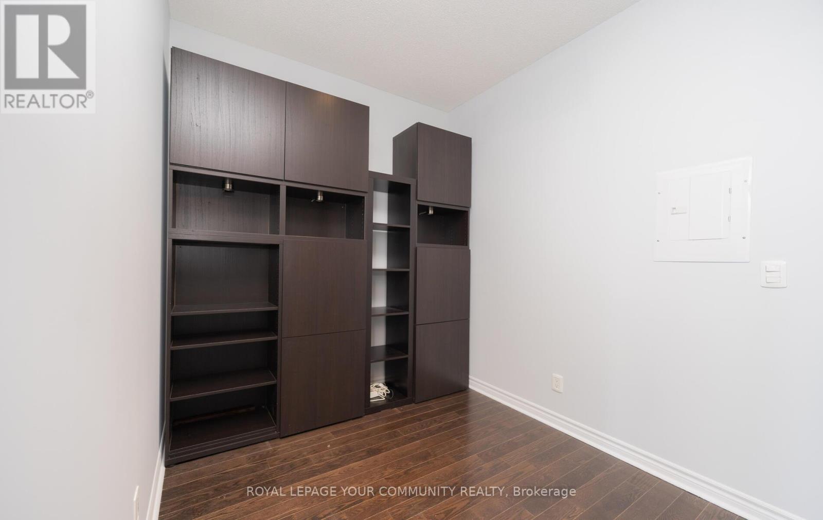 827 - 2885 Bayview Avenue, Toronto, ON - Indoor Photo Showing Other Room