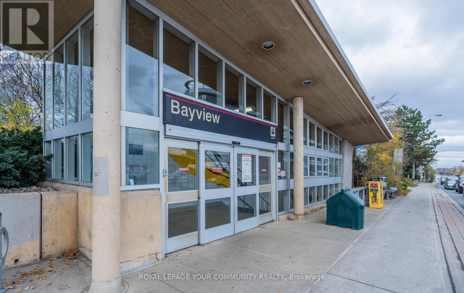 827 - 2885 Bayview Avenue, Toronto, ON - Outdoor With Exterior