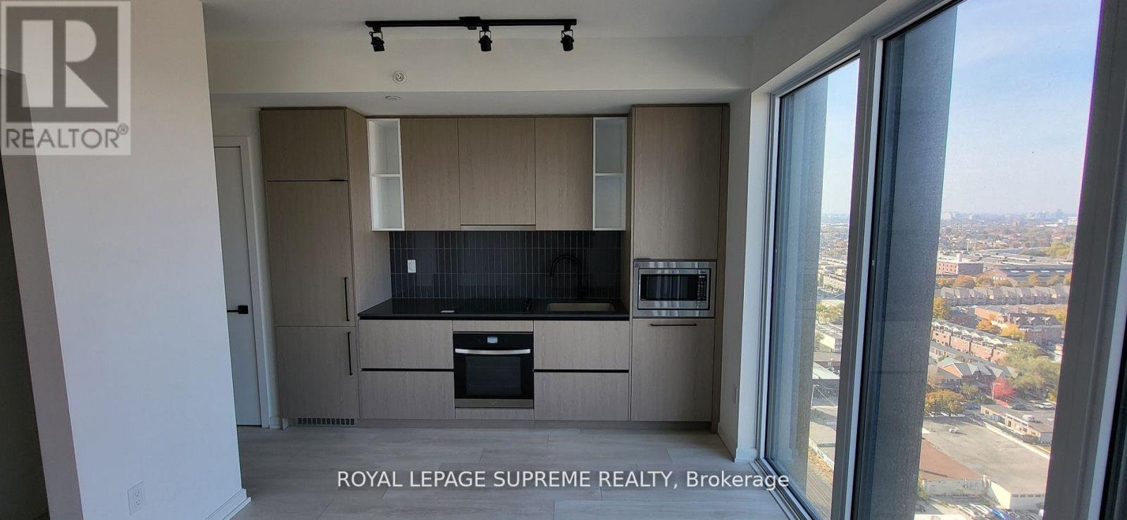 2108 - 1285 Dupont Street N, Toronto, ON - Indoor