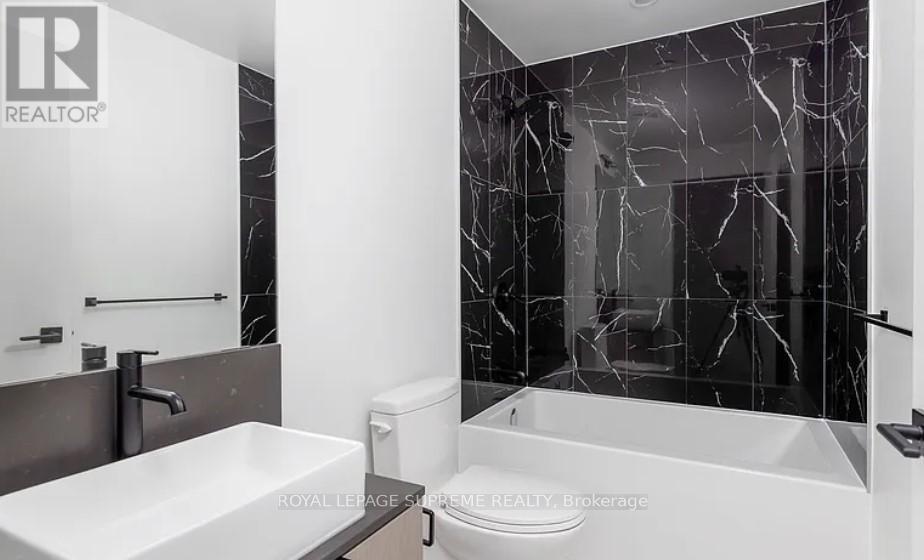 2108 - 1285 Dupont Street N, Toronto, ON - Indoor