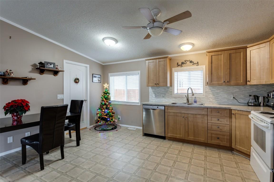 1026-2440 Old Okanagan Highway, West Kelowna, BC