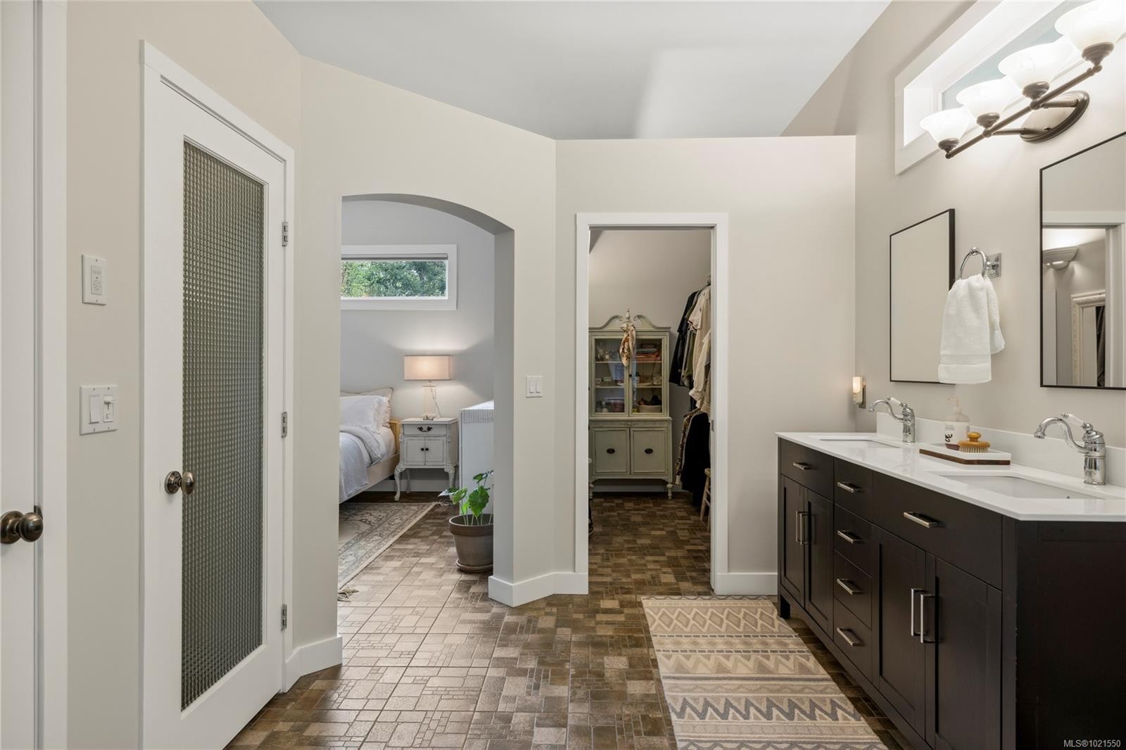 7190 Hase Pl, Lantzville, BC