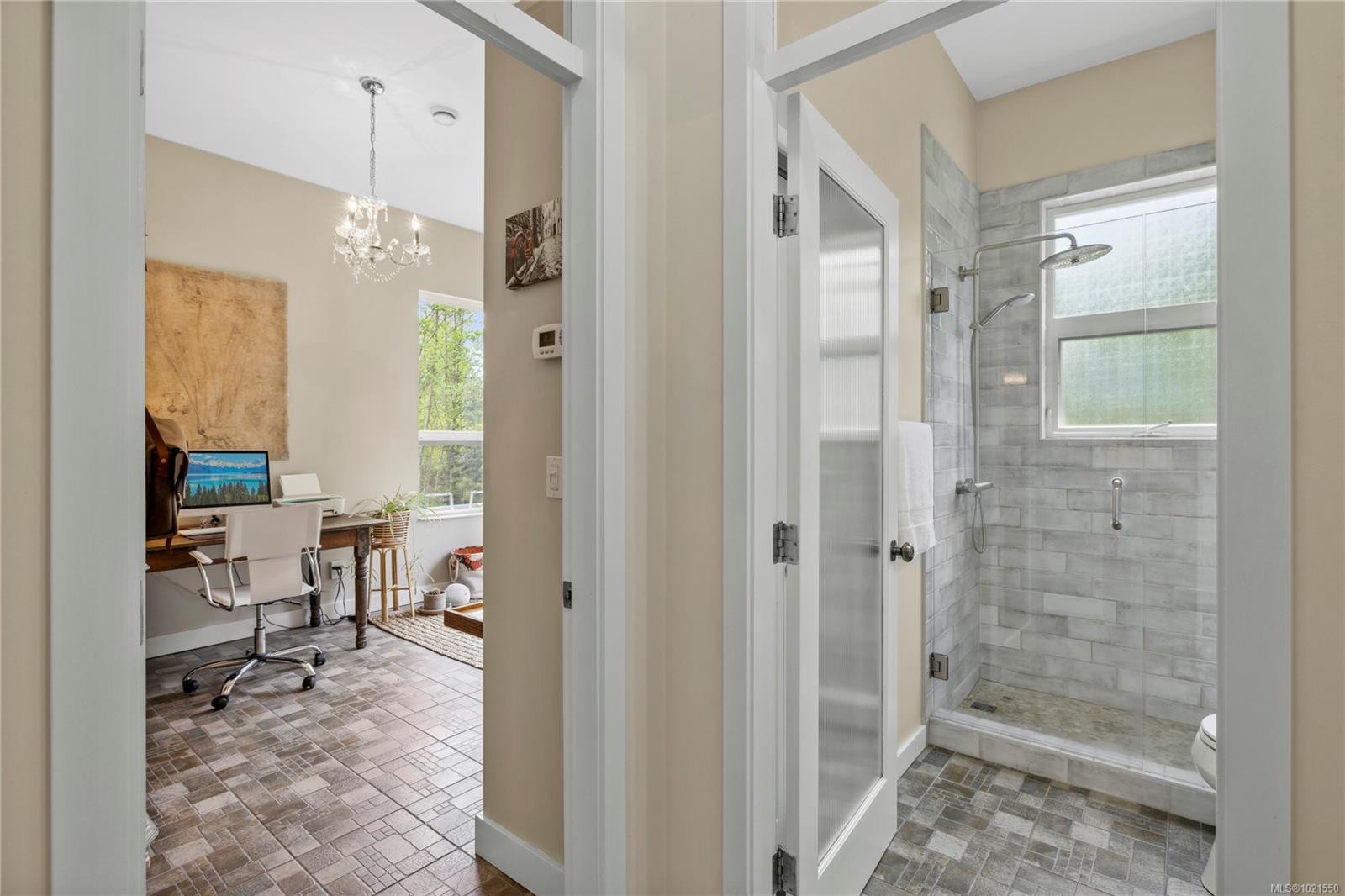 7190 Hase Pl, Lantzville, BC