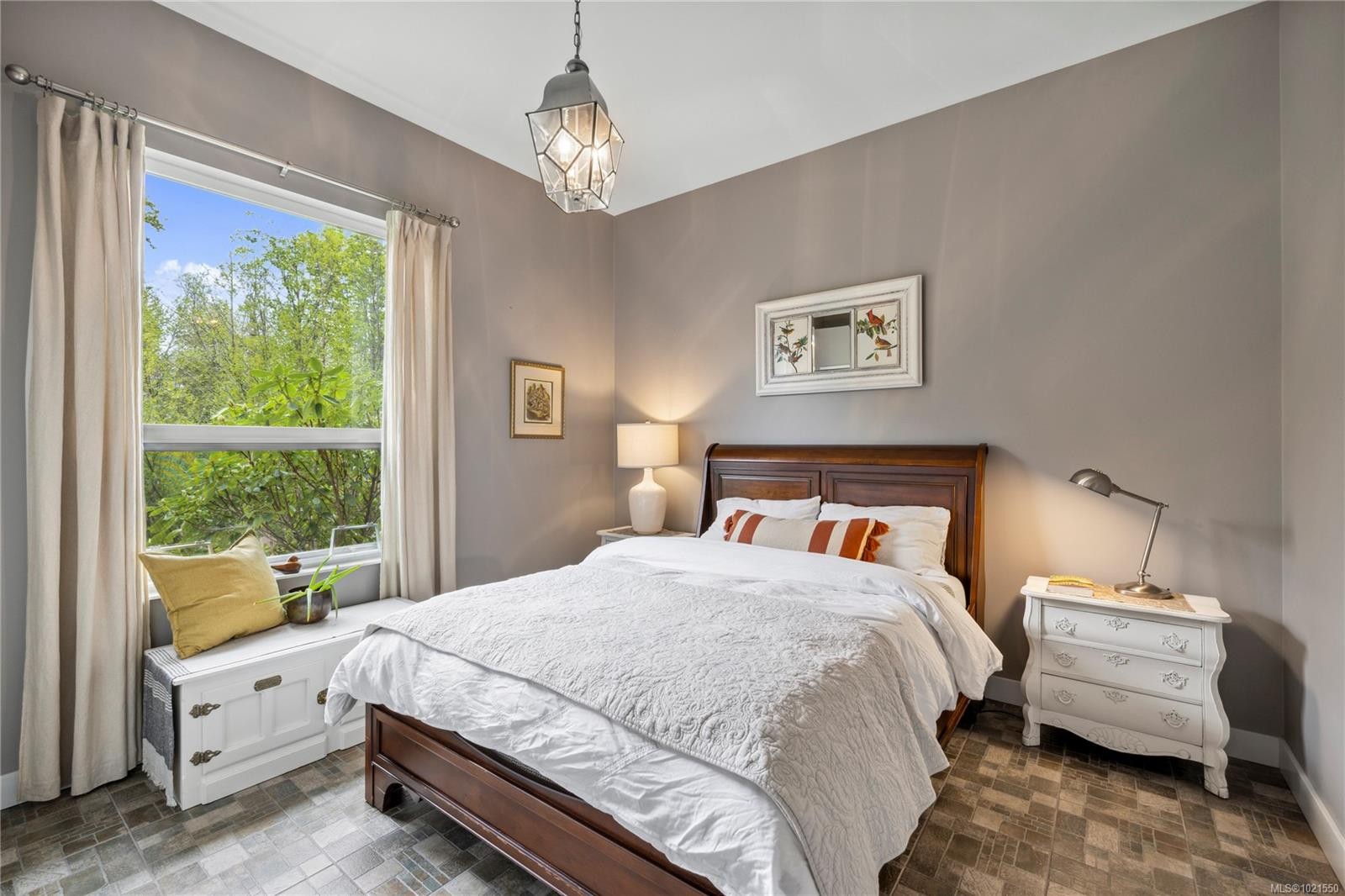 7190 Hase Pl, Lantzville, BC