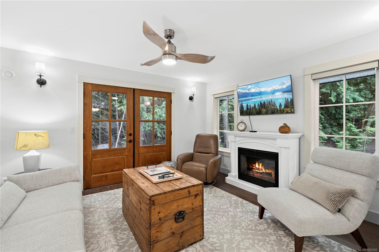 7190 Hase Pl, Lantzville, BC