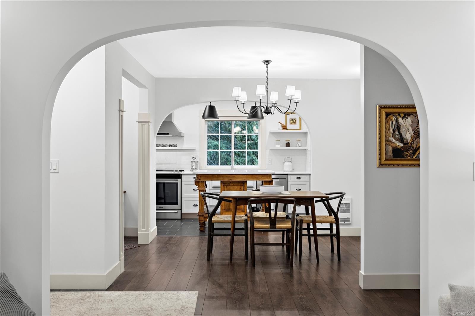 7190 Hase Pl, Lantzville, BC