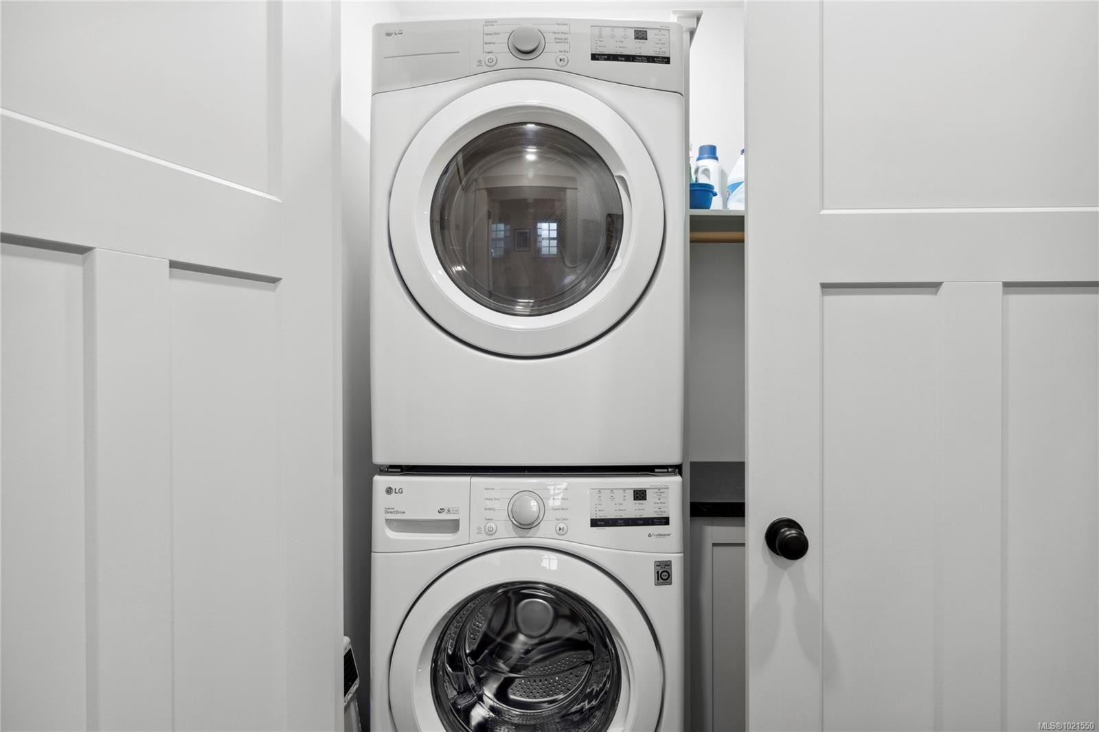 7190 Hase Pl, Lantzville, BC