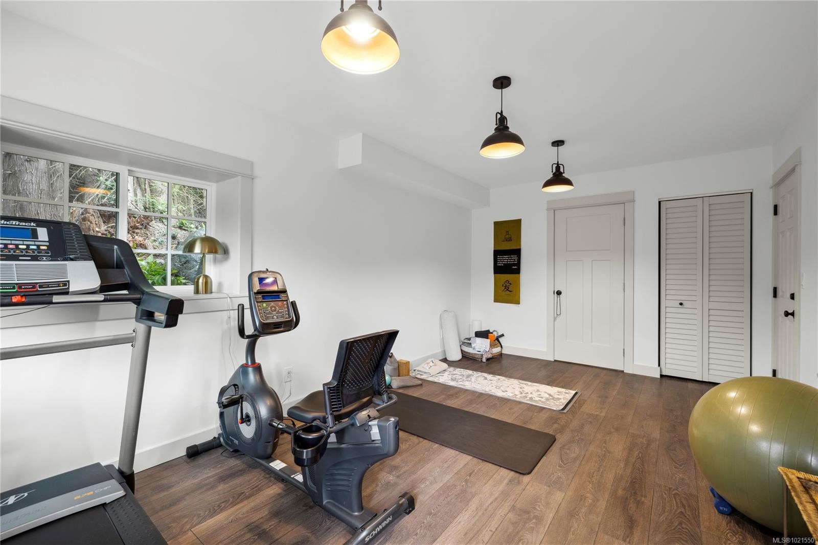 7190 Hase Pl, Lantzville, BC