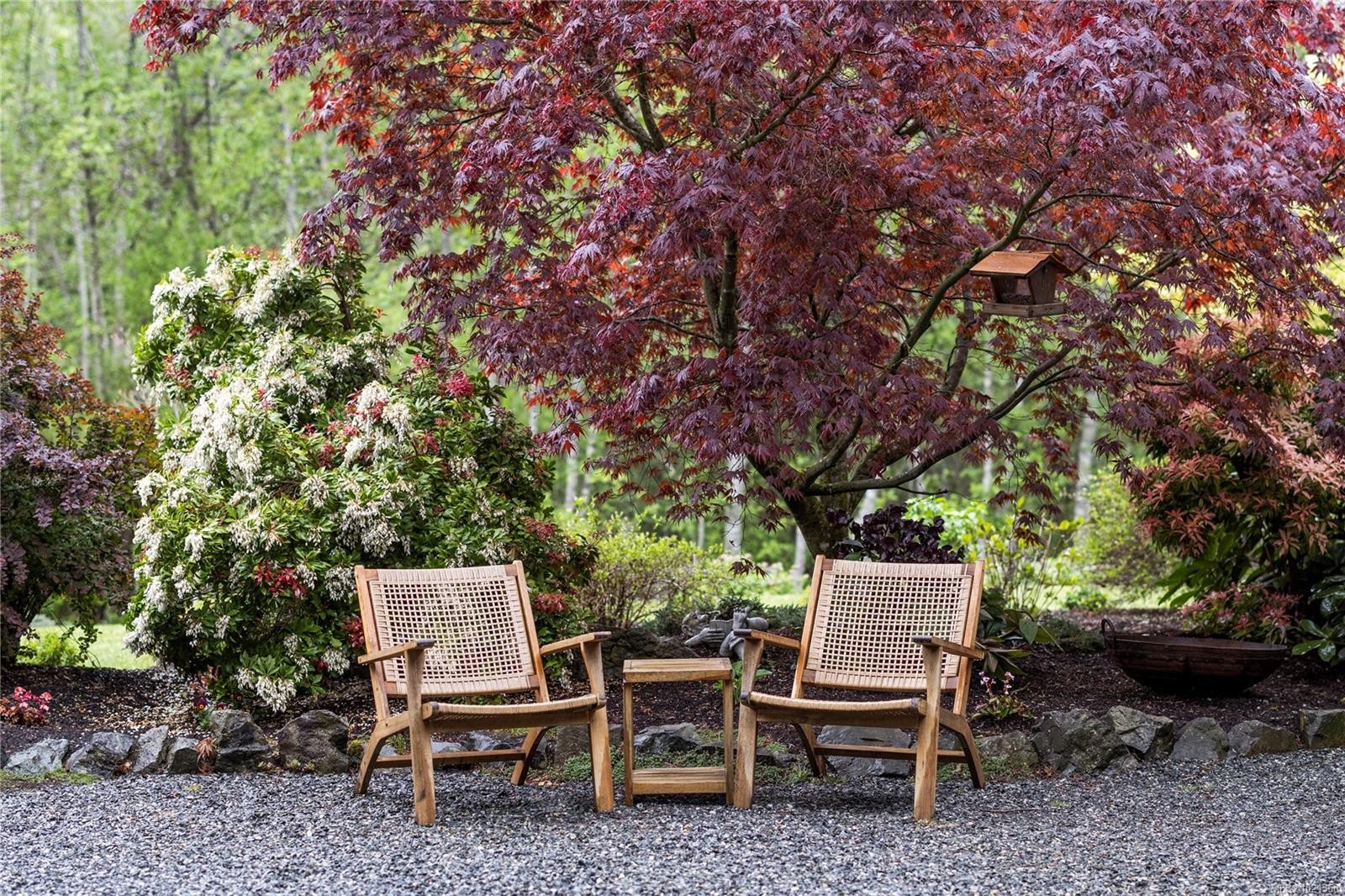 7190 Hase Pl, Lantzville, BC