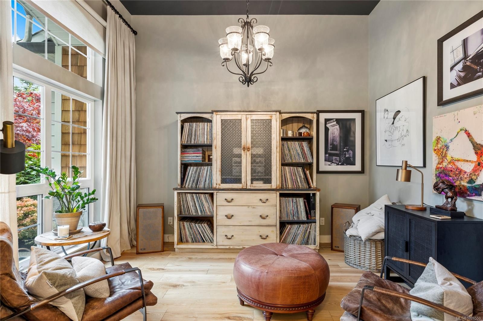 7190 Hase Pl, Lantzville, BC