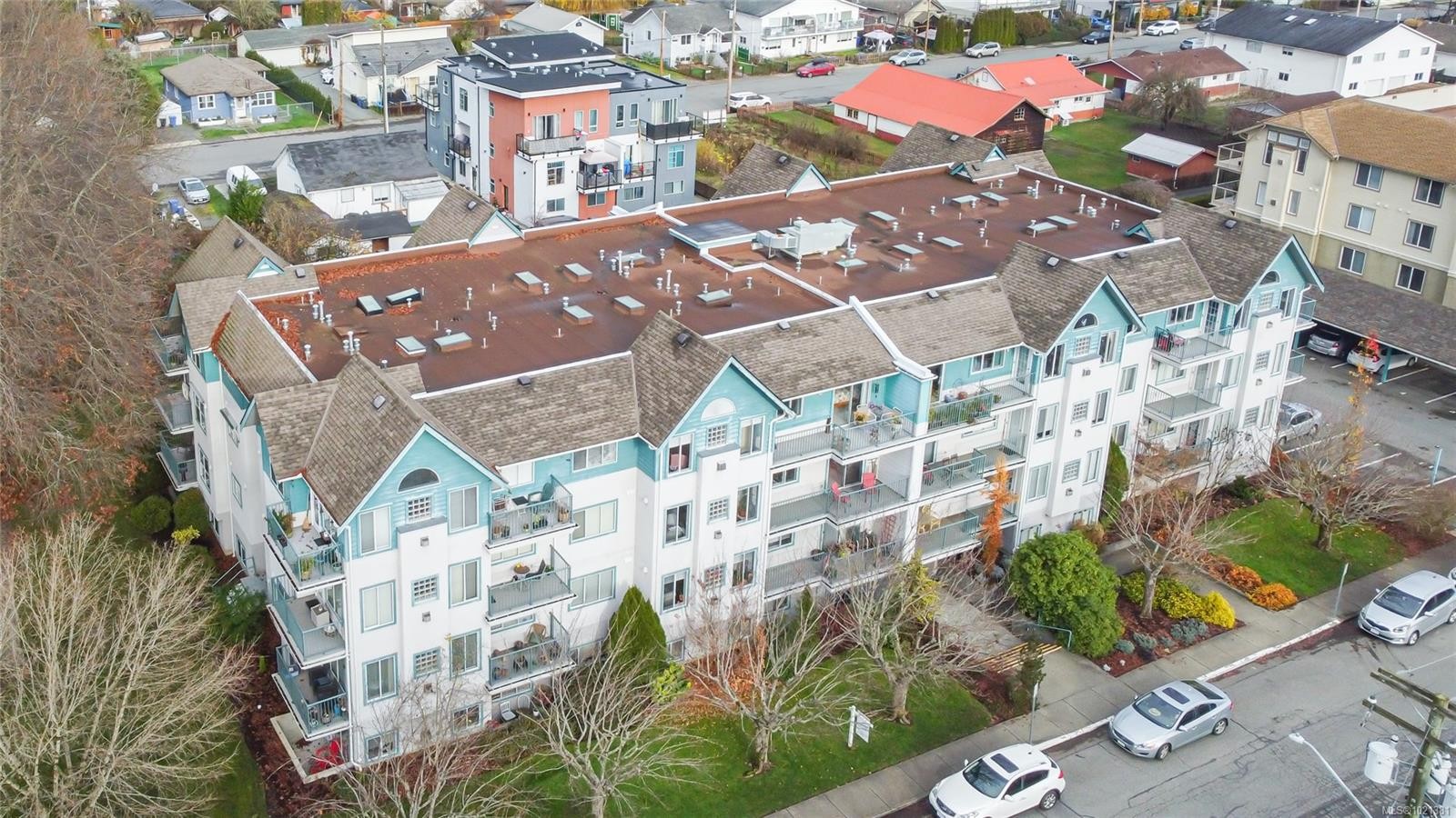 302-275 First St, Duncan, BC -