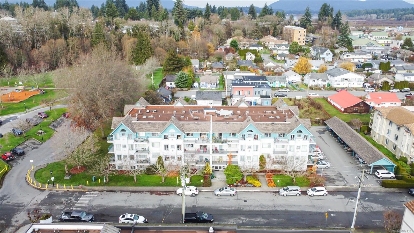 302-275 First St, Duncan, BC - Outdoor With View