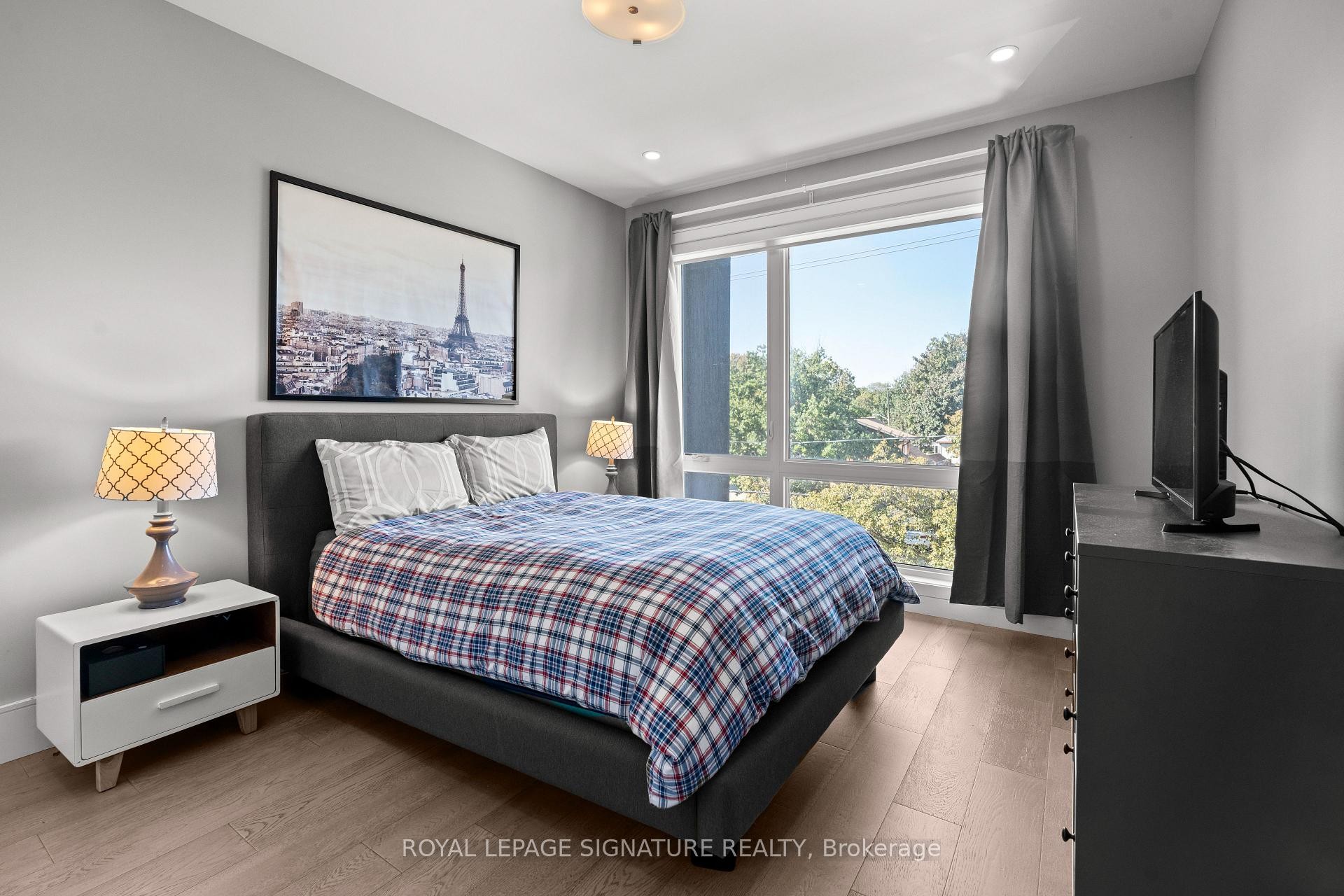 425B Valermo Drive, Toronto, ON - Indoor Photo Showing Bedroom