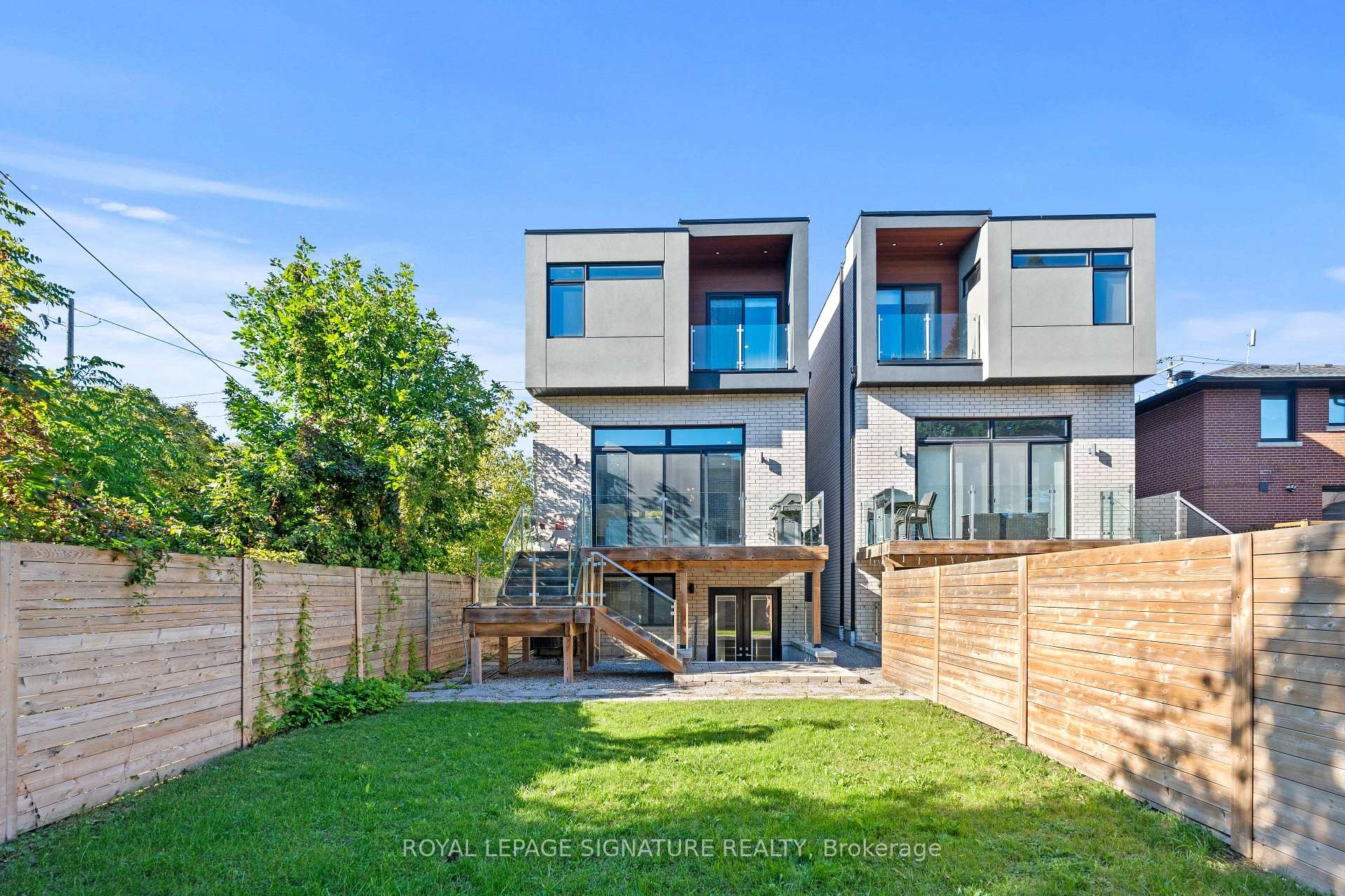 425B Valermo Drive, Toronto, ON - Outdoor