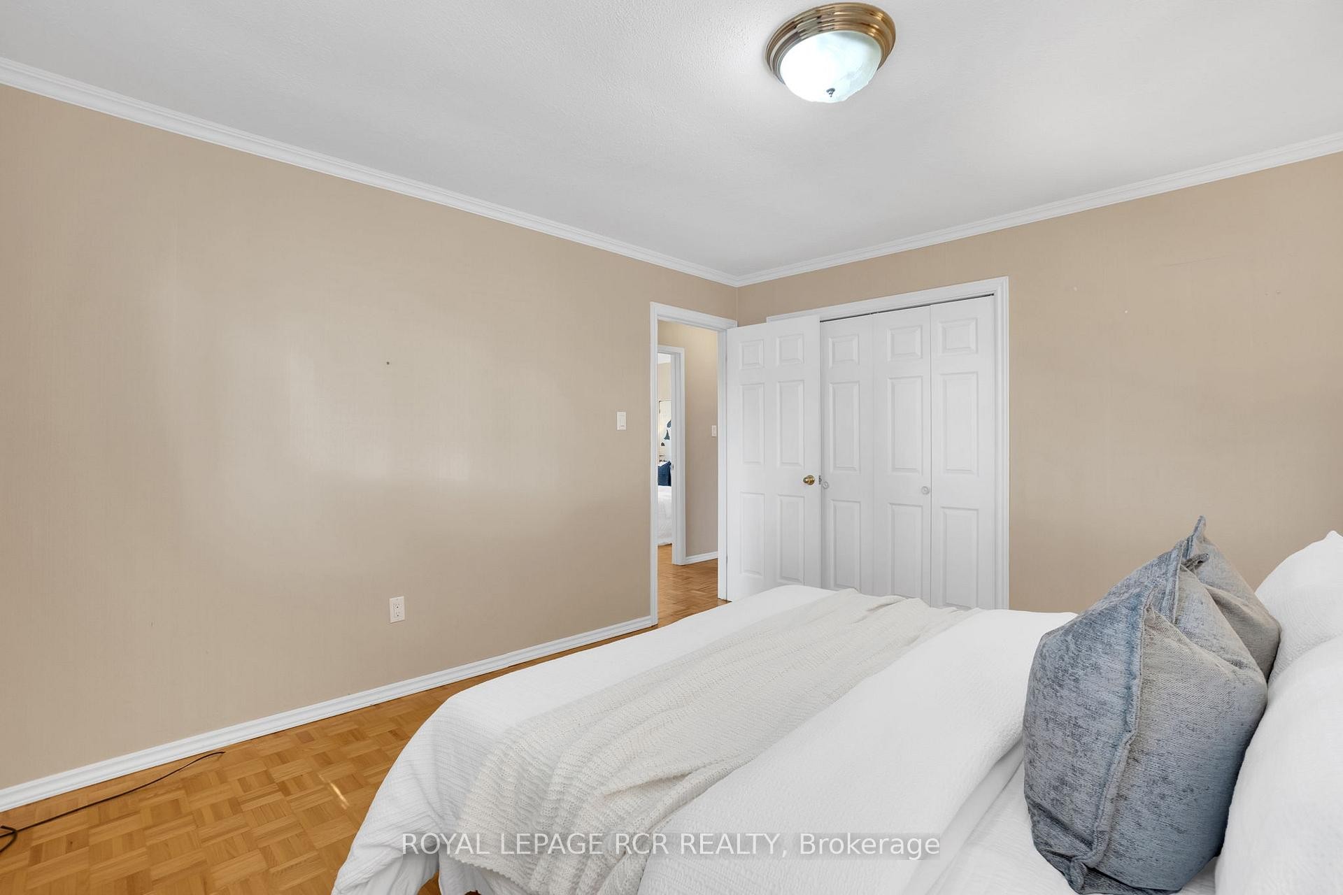 273 Newlove Drive, Caledon, ON - Indoor Photo Showing Bedroom