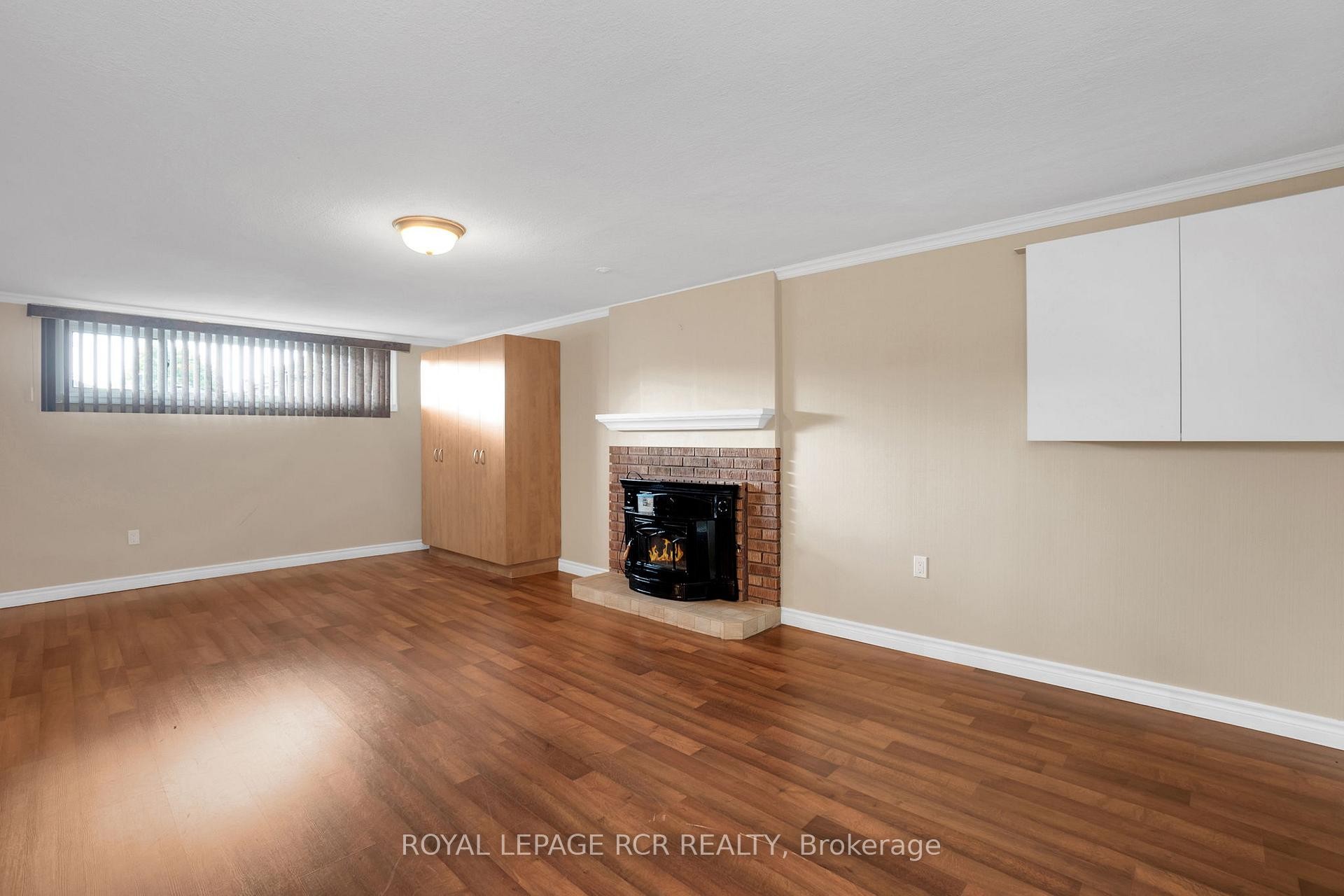 273 Newlove Drive, Caledon, ON - Indoor With Fireplace