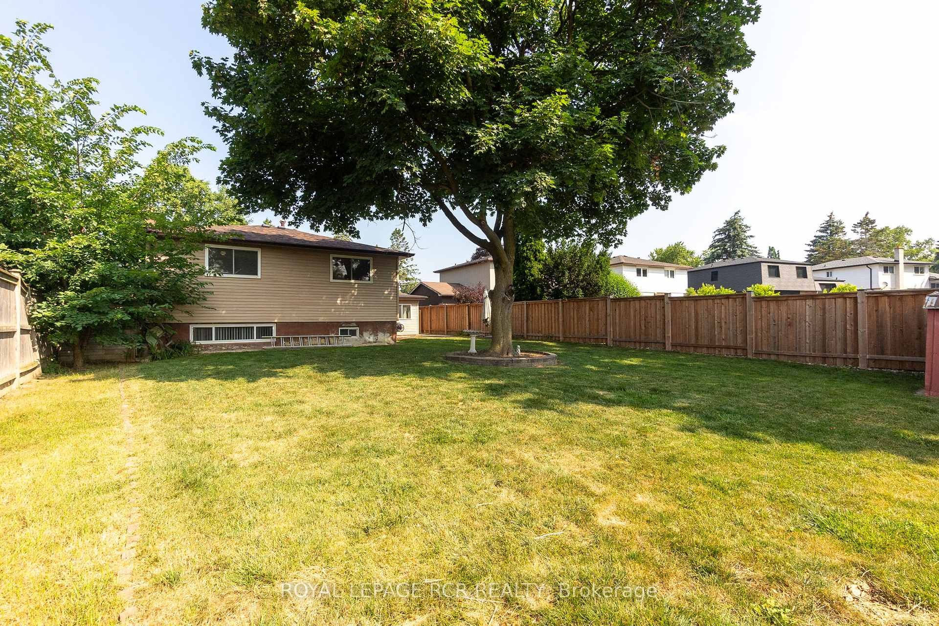 273 Newlove Drive, Caledon, ON - Outdoor With Backyard