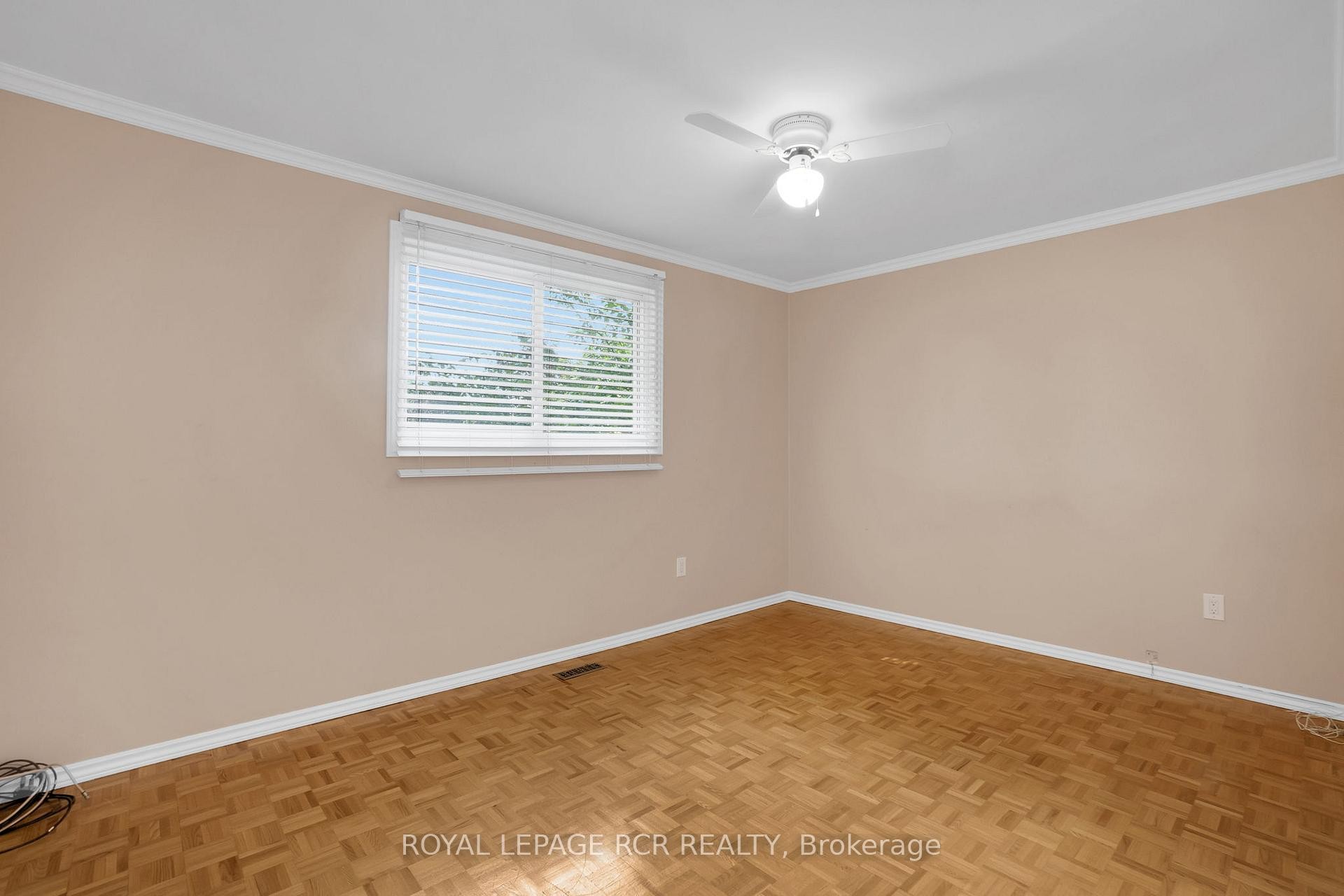 273 Newlove Drive, Caledon, ON - Indoor Photo Showing Other Room