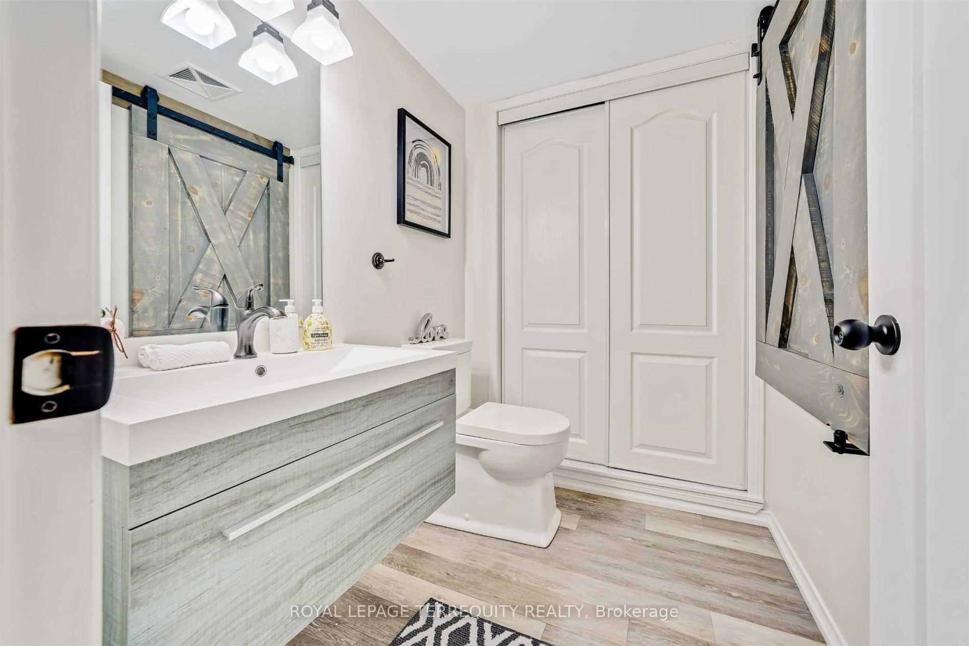 1-5035 Ninth Line N/A, Mississauga, ON - Indoor Photo Showing Bathroom