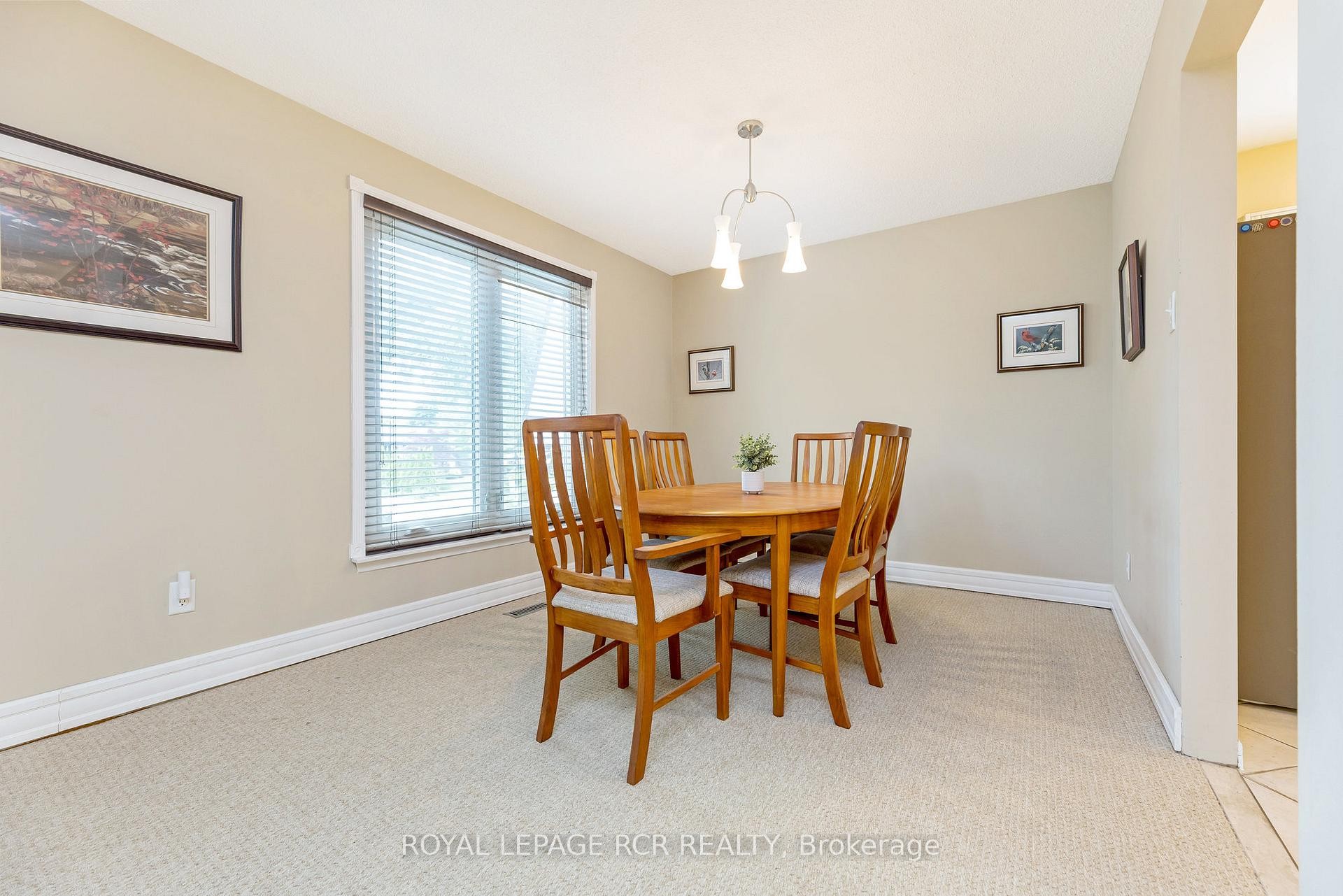 37 Grassmere Crescent, Brampton, ON - Indoor Photo Showing Dining Room