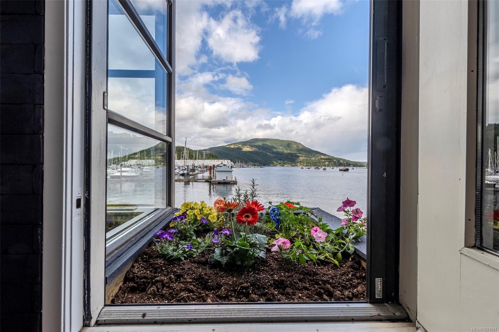 J17-6145 Genoa Bay Rd, Duncan, BC