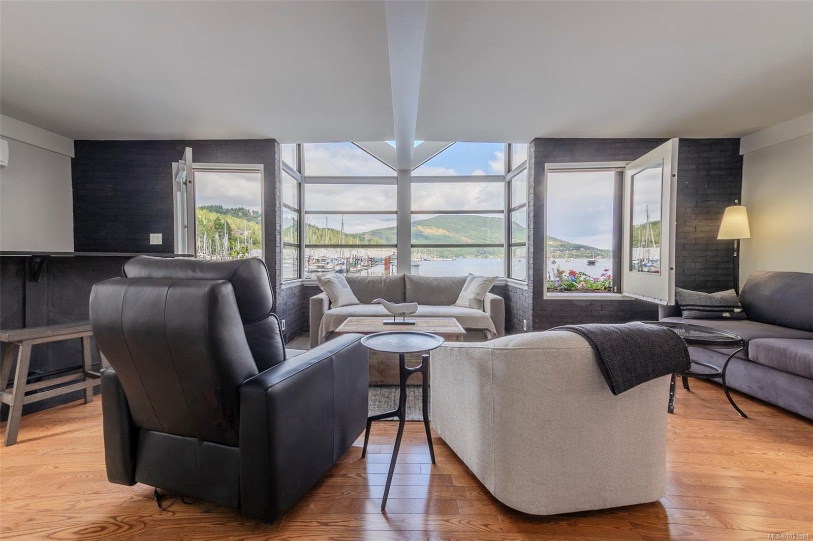 J17-6145 Genoa Bay Rd, Duncan, BC