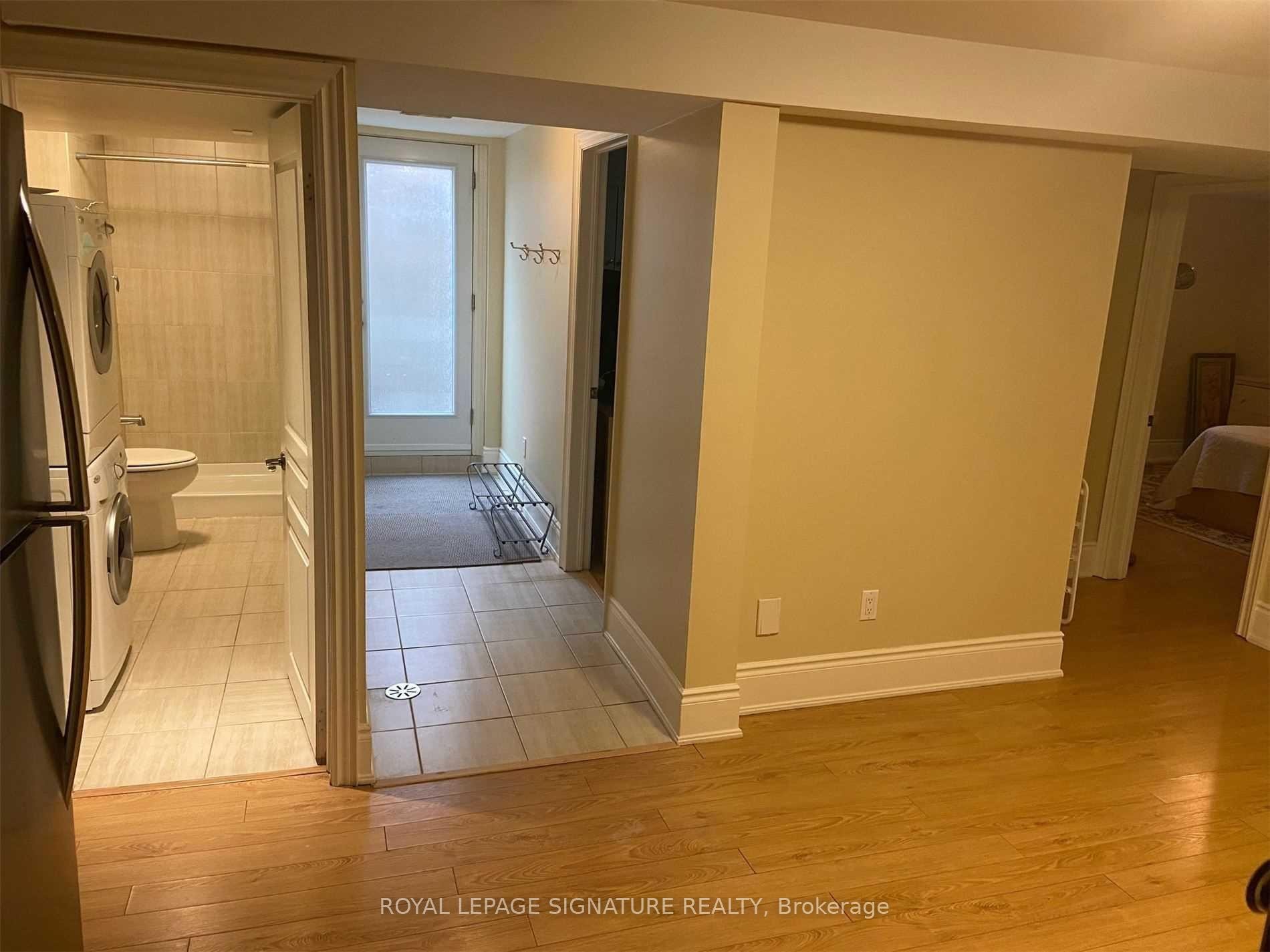 Lower-41 Kimbermount Drive, Toronto, ON - Indoor Photo Showing Other Room