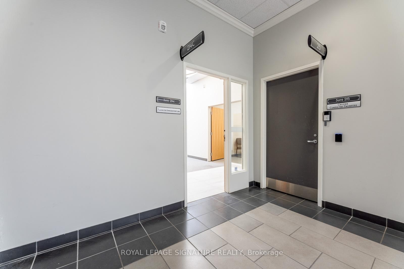 214C-55 Wyndham St N N/A, Guelph, ON