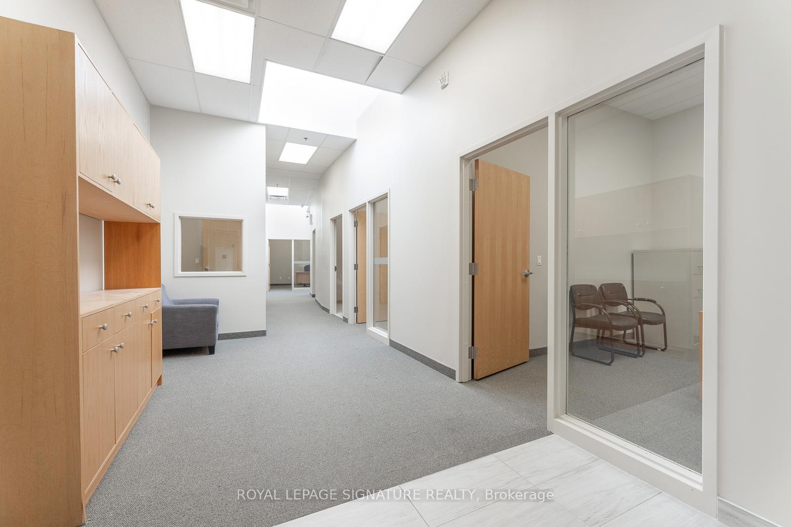 214C-55 Wyndham St N N/A, Guelph, ON