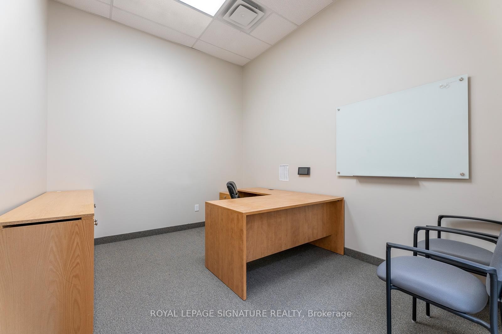 214C-55 Wyndham St N N/A, Guelph, ON