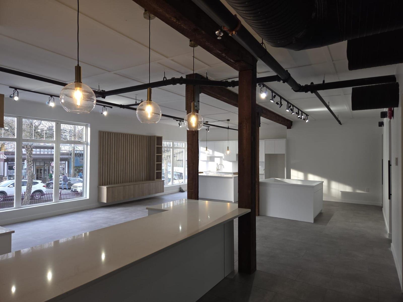 220 2556 Montrose Avenue, Abbotsford, BC