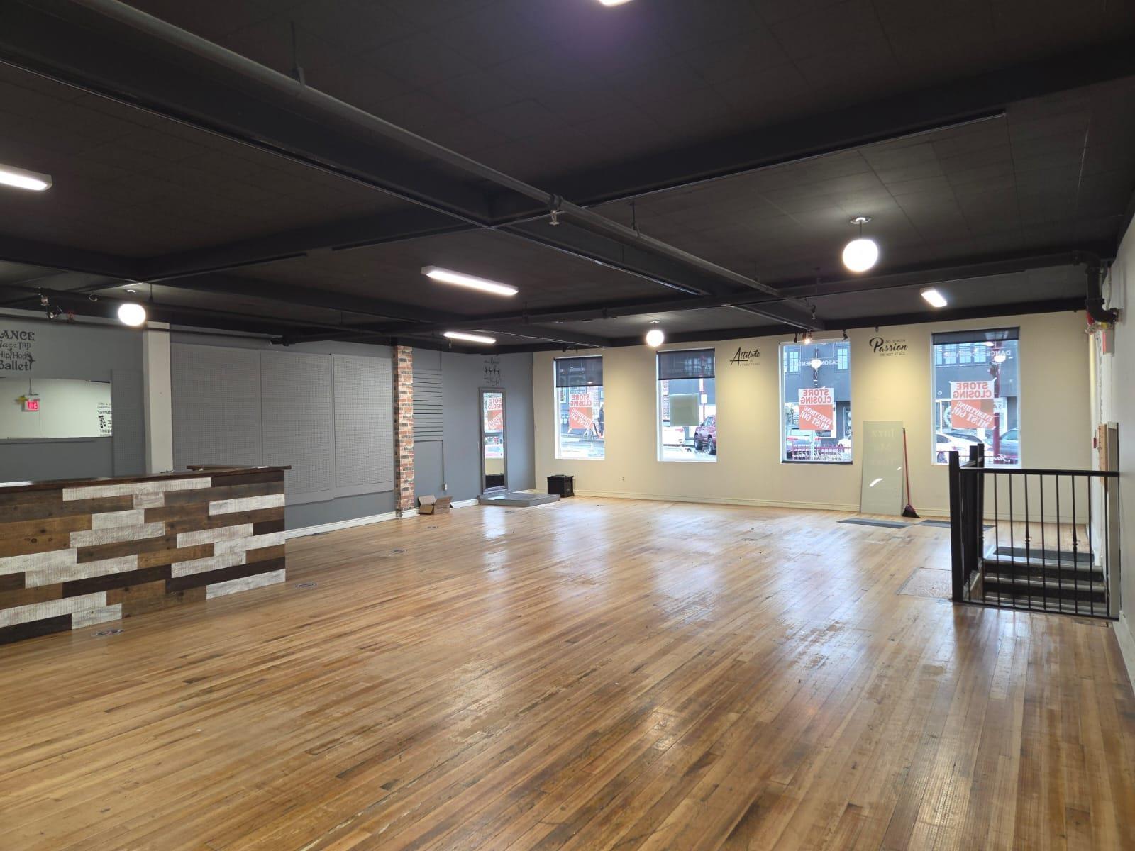 220 2556 Montrose Avenue, Abbotsford, BC