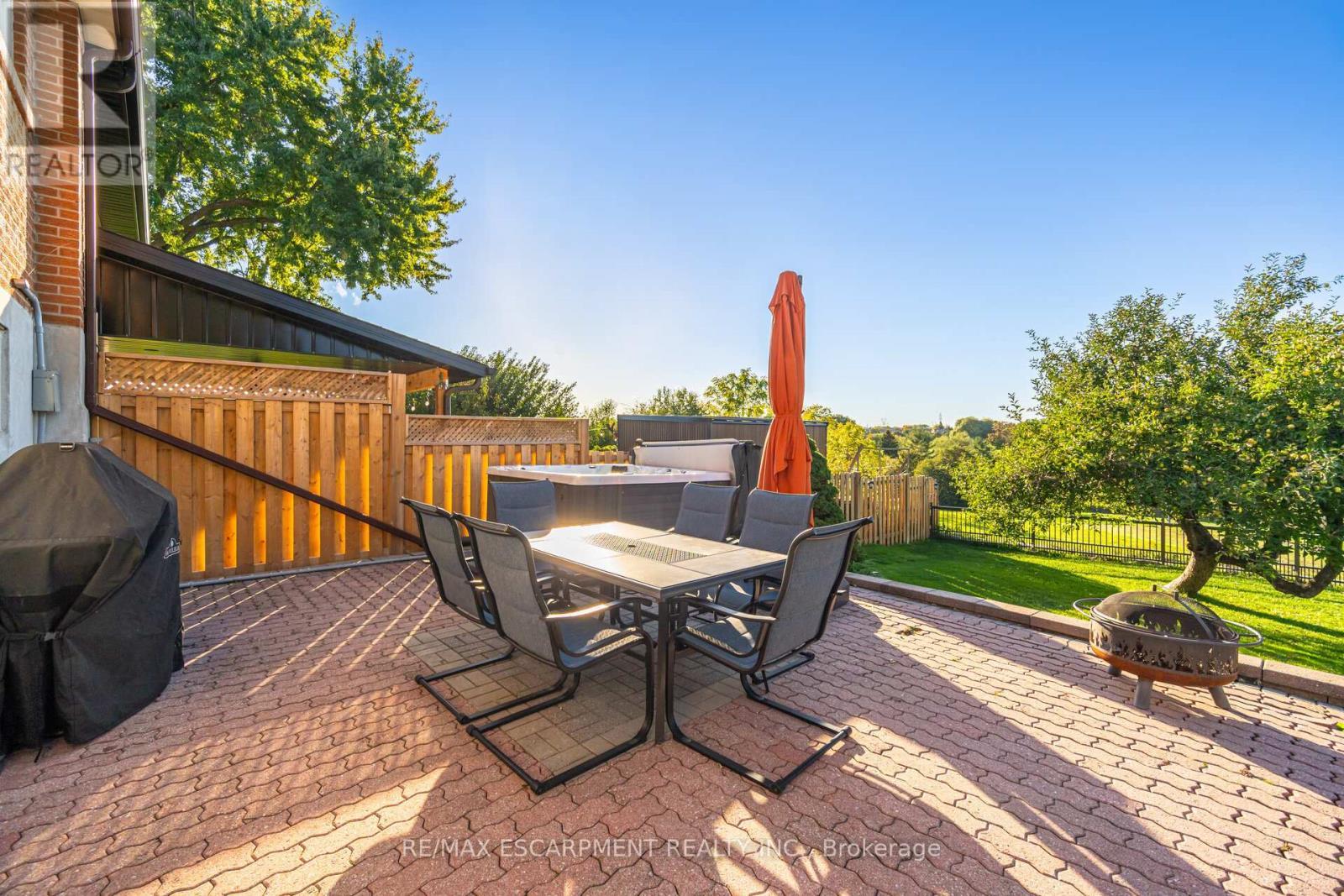 154 Rainbow Drive, Vaughan, ON - Outdoor With Deck Patio Veranda With Exterior